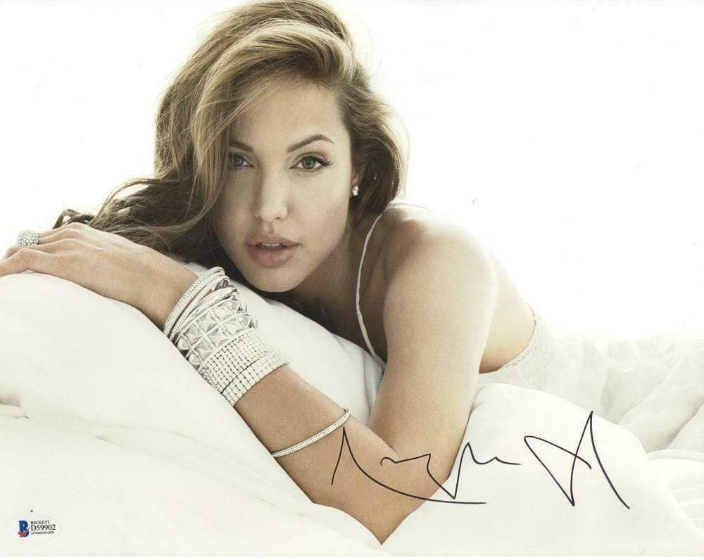 Angelina Jolie Authentic Autographed 11x14 Photo