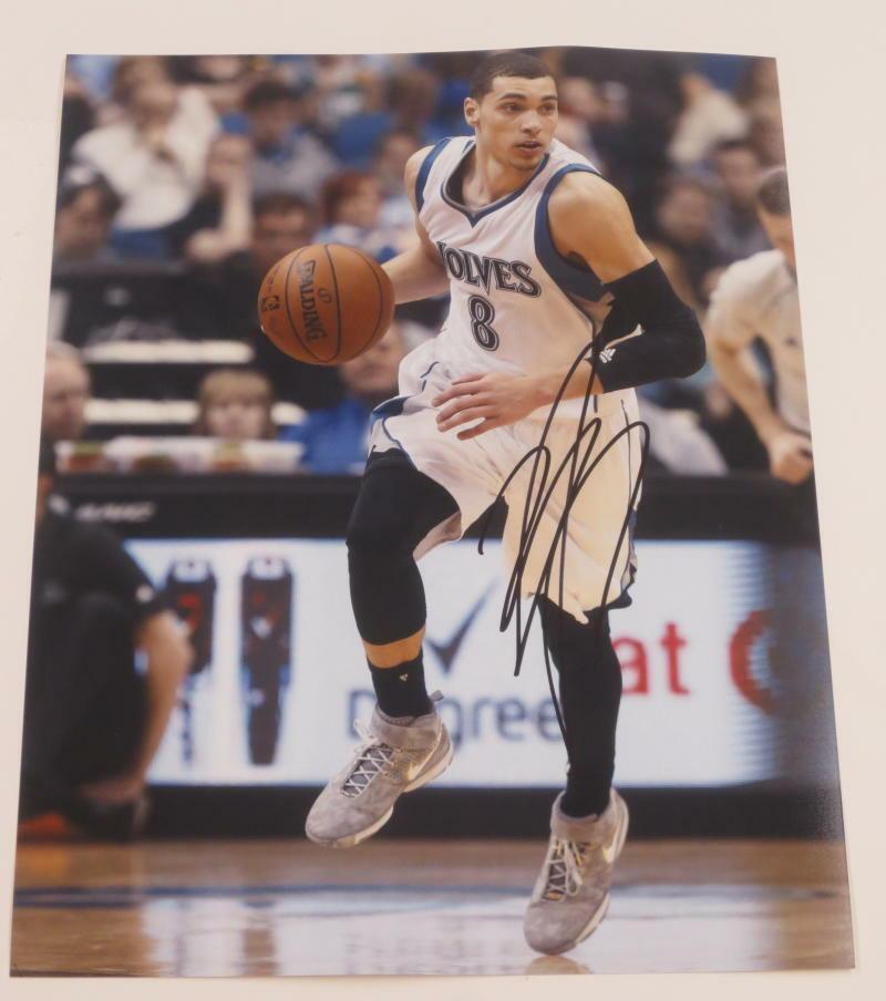 Zach Lavine Authentic Autographed 11x14 Photo