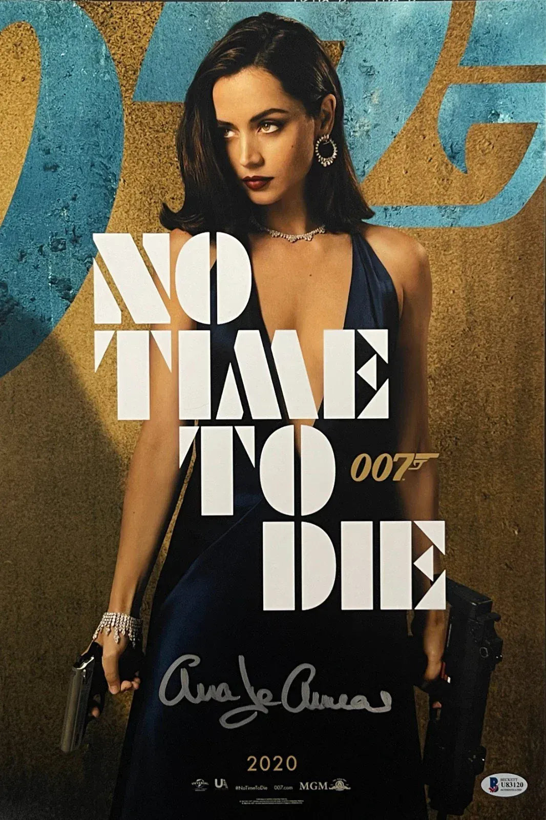Ana de Armas Signed 12x18 Poster from James Bond Beckett COA - Item #1