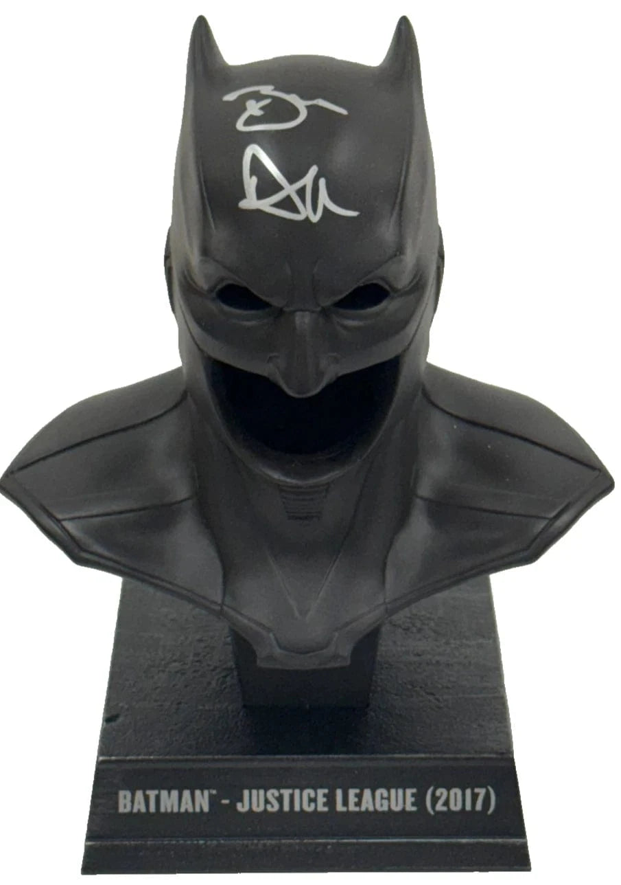 Ben Affleck Authentic Autographed Batman Justice League 1:3 Scale Cowl
