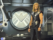 Chris Hemsworth Signed 11x14 Photo from Thor Beckett COA - Item #4