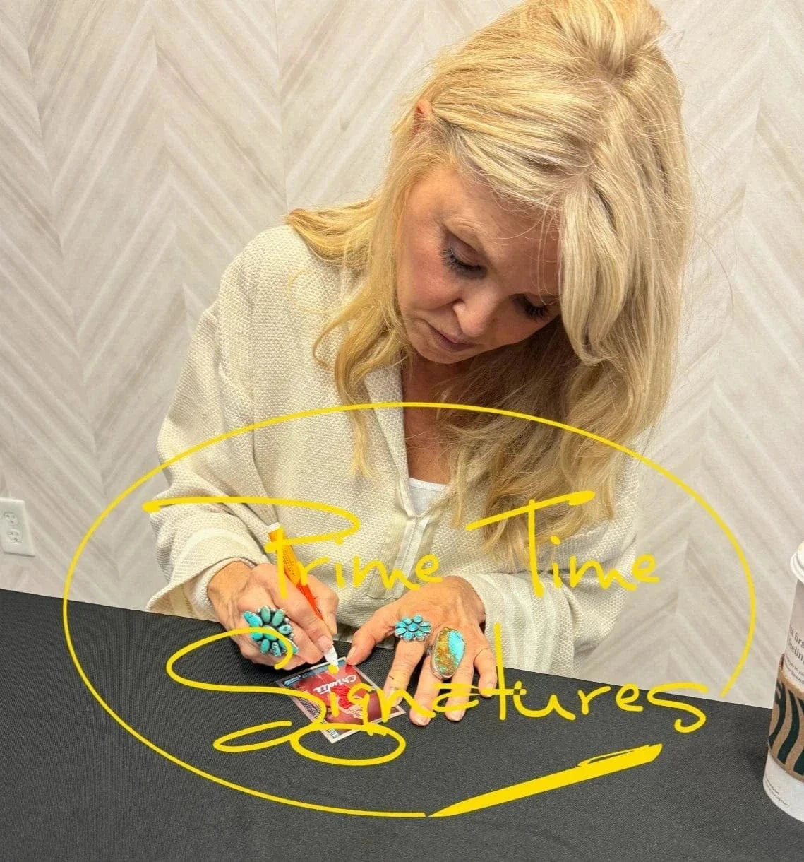 Christie Brinkley Signed Trading Card Beckett COA - Item #5 - Alternate Angle