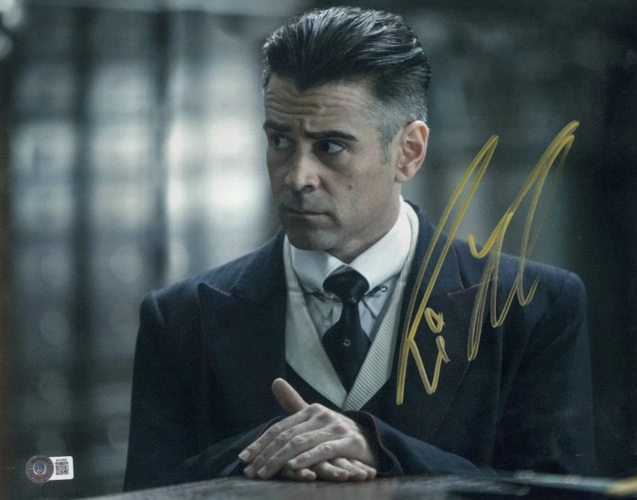 Colin Farrell Signed 11x14 Photo from Fantastic Beasts Beckett COA - Item #1