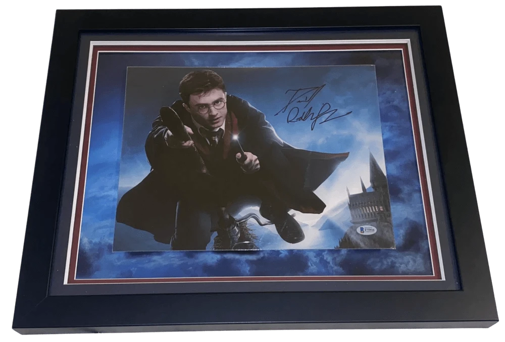 Daniel Radcliffe Signed 11x14 Photo from Harry Potter Beckett COA - Item #20