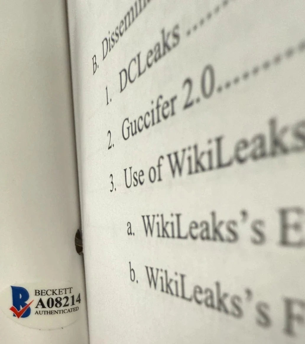 Donald Trump Signed Report Beckett COA - Detail View