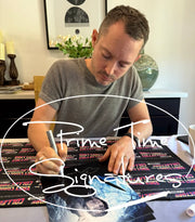 Elijah Wood signing autograph in person