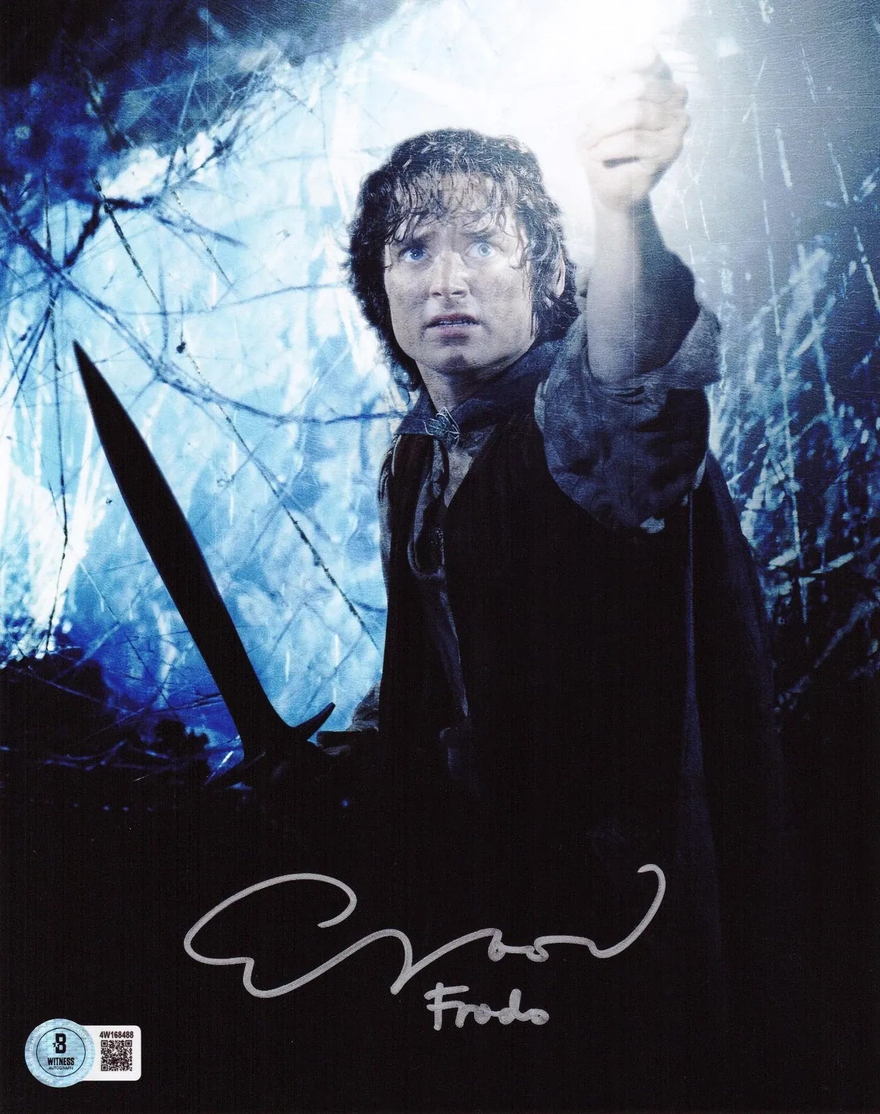 Elijah Wood 8x10 Photo with Beckett Witness COA