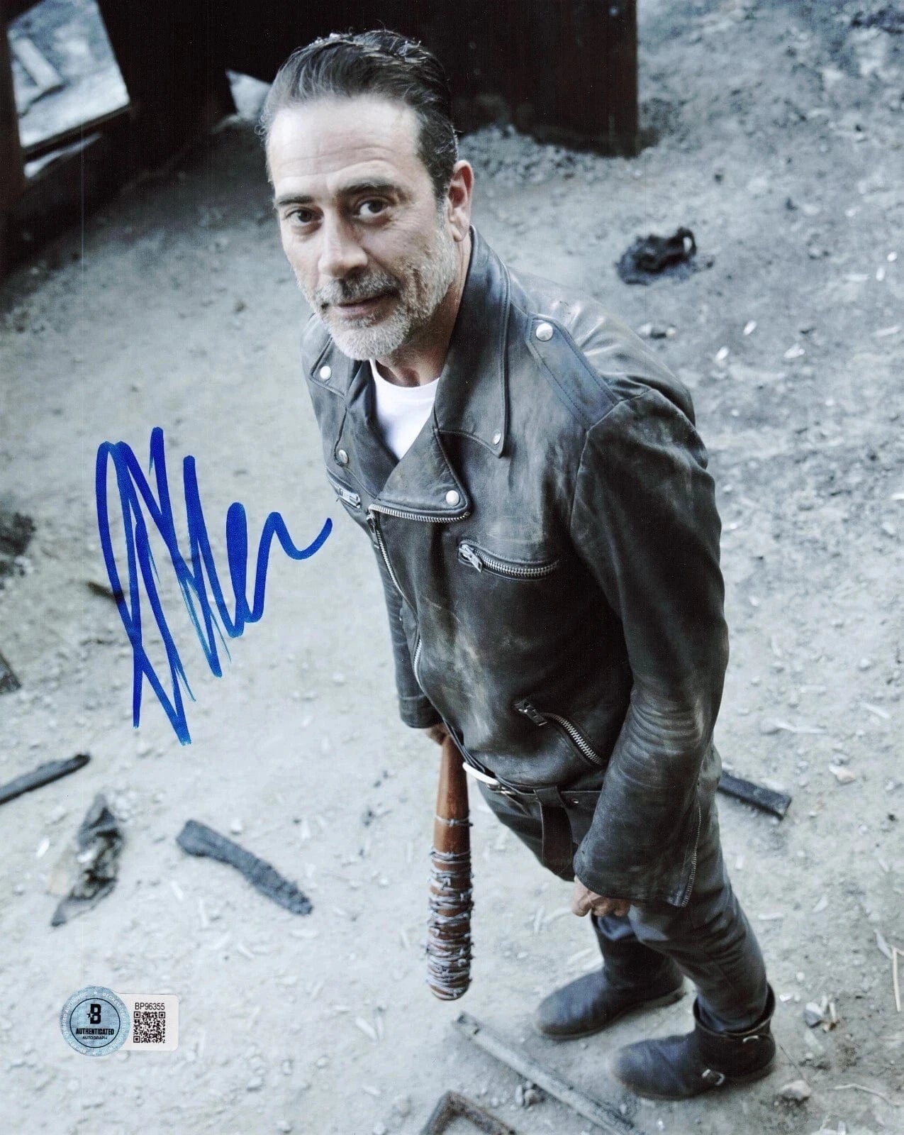 Jeffrey Dean Morgan Signed 8x10 Photo from The Walking Dead Beckett COA - Item #1