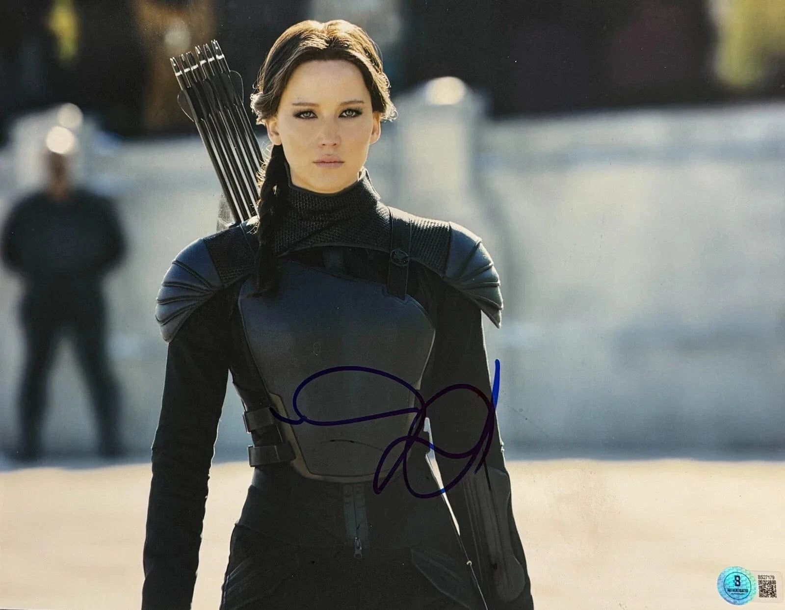 Jennifer Lawrence Signed 11x14 Photo from The Hunger Games Beckett COA - Item #3