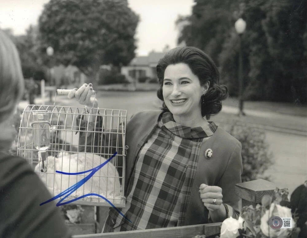 Kathryn Hahn Signed 11x14 Photo from Wanda Vision Beckett COA - Item #7