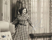 Kathryn Hahn Signed 11x14 Photo from Wanda Vision Beckett COA - Item #2