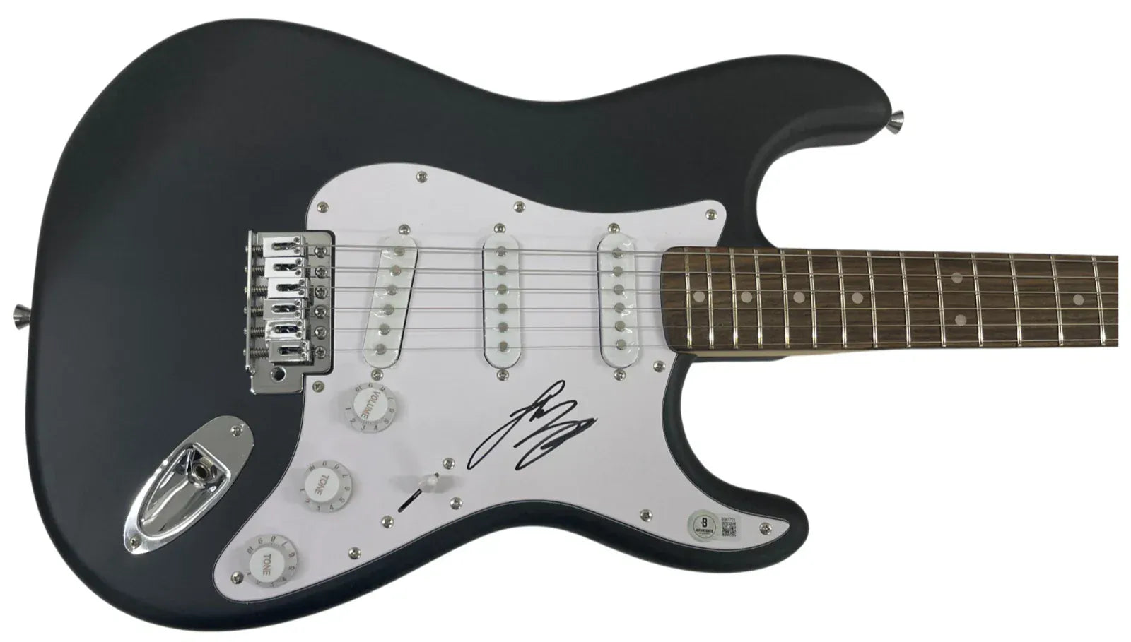 Luke Bryan signed full size Fender Stratocaster guitar — Beckett authenticated