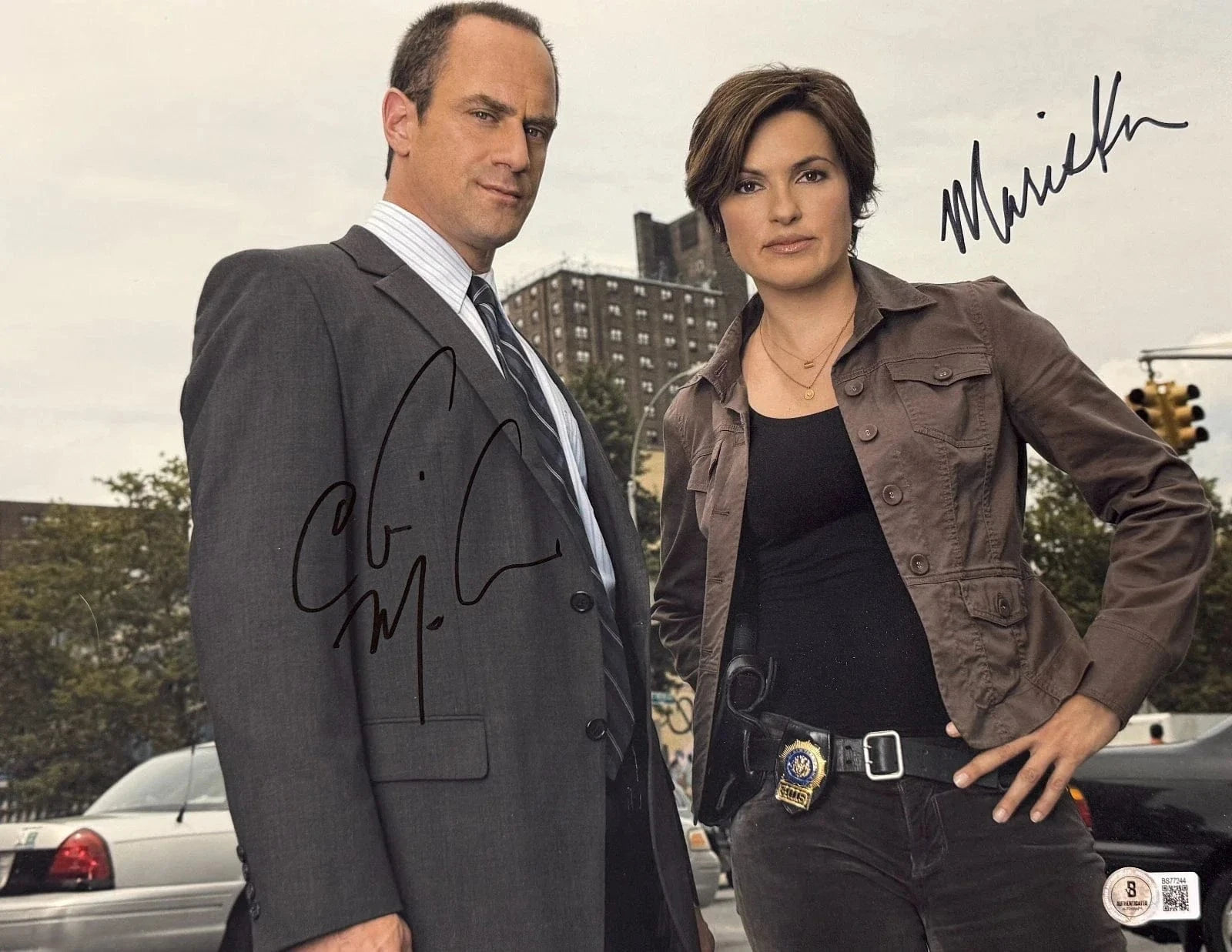 Christopher Meloni Signed 11x14 Photo from Law & Order SVU Beckett COA - Item #2