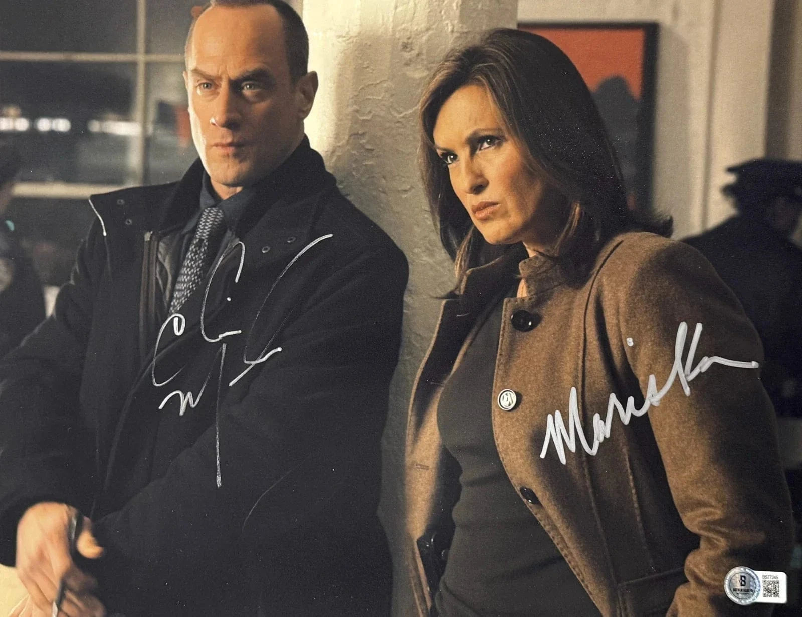 Christopher Meloni Signed 11x14 Photo from Law & Order SVU Beckett COA - Item #1
