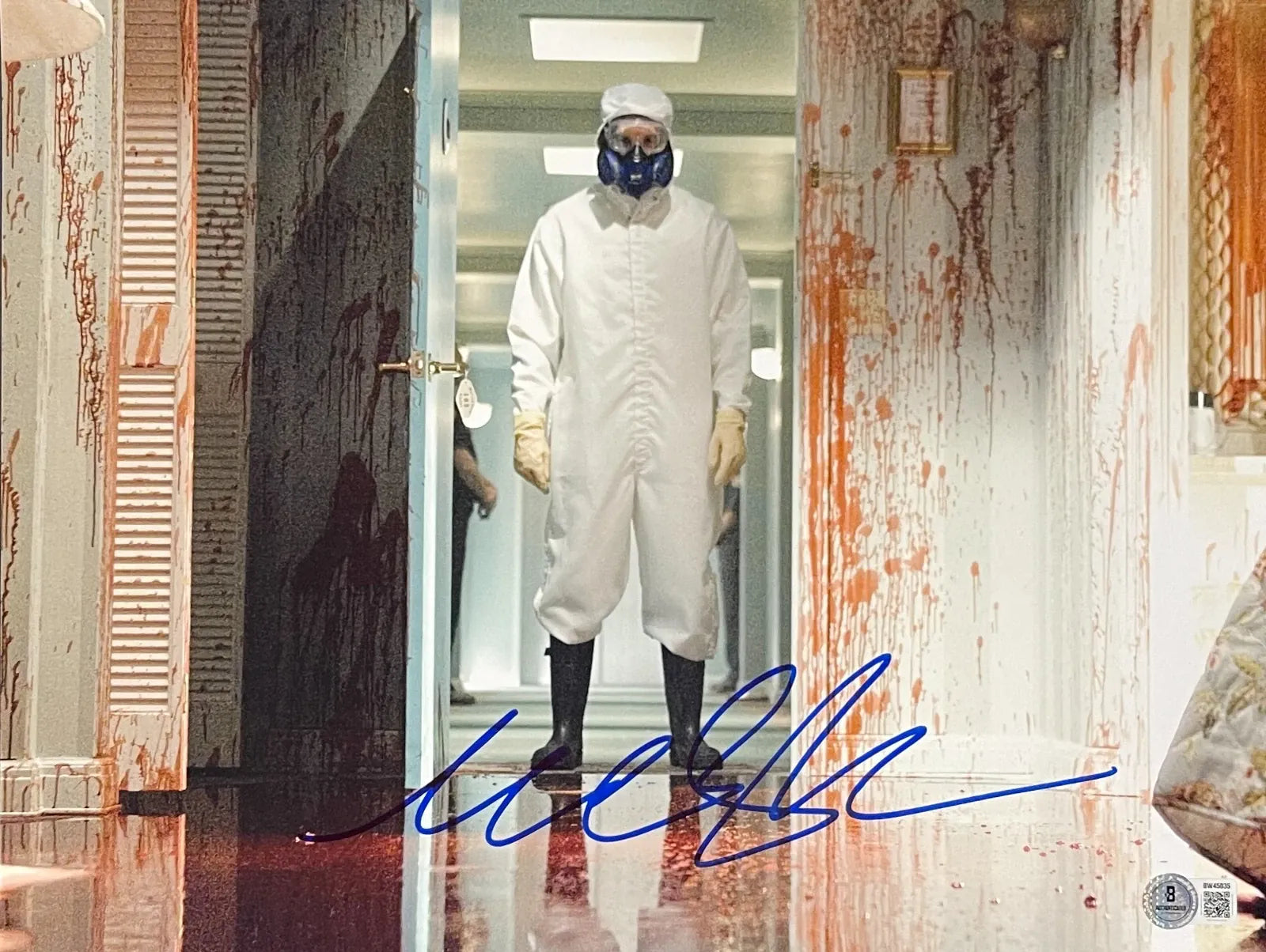 Michael C Hall signed Dexter 11x14 photo with Beckett Hologram & QR Code