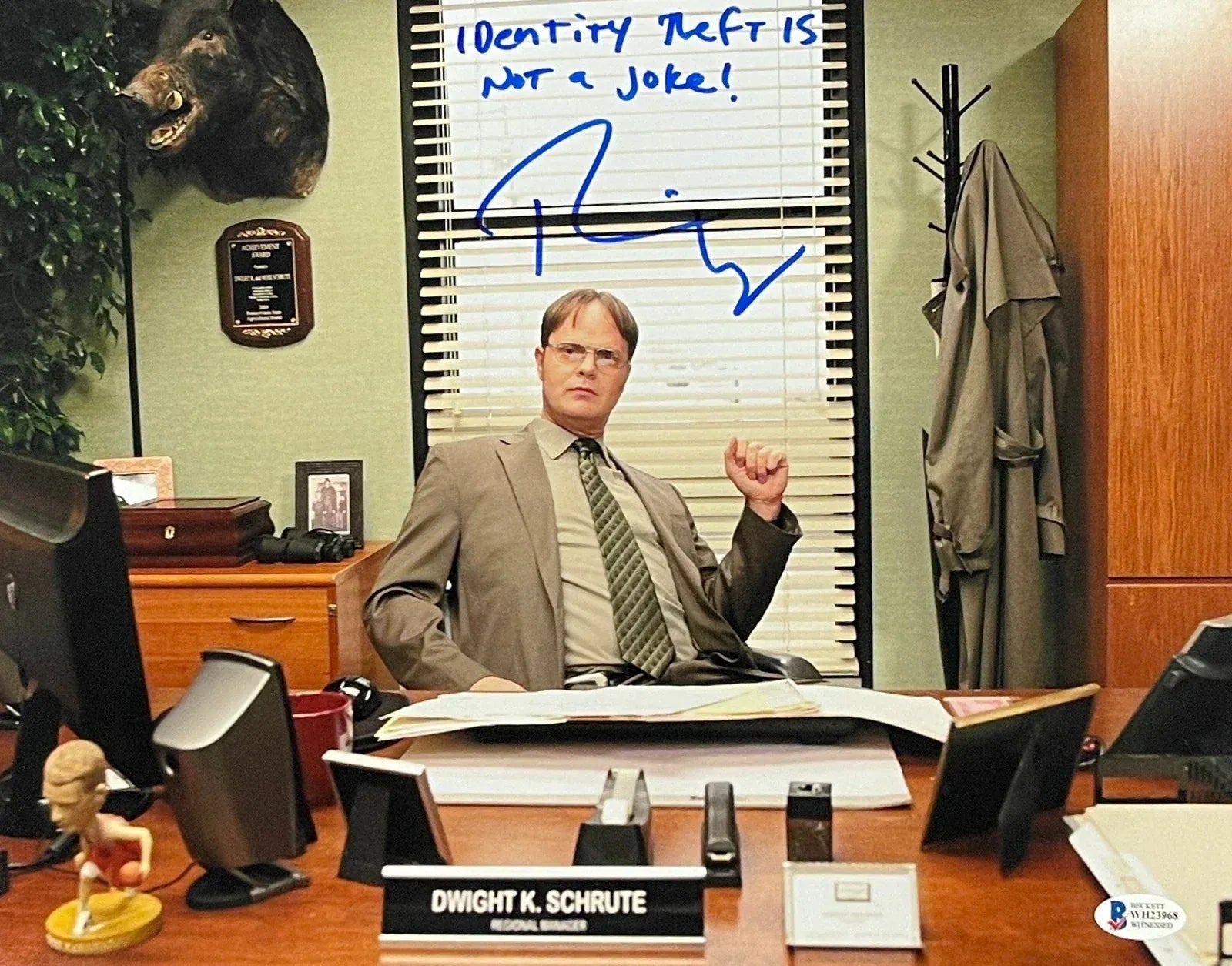 Rainn Wilson signed The Office 11x14 photo inscribed Identity theft is not a joke — Beckett Witness COA