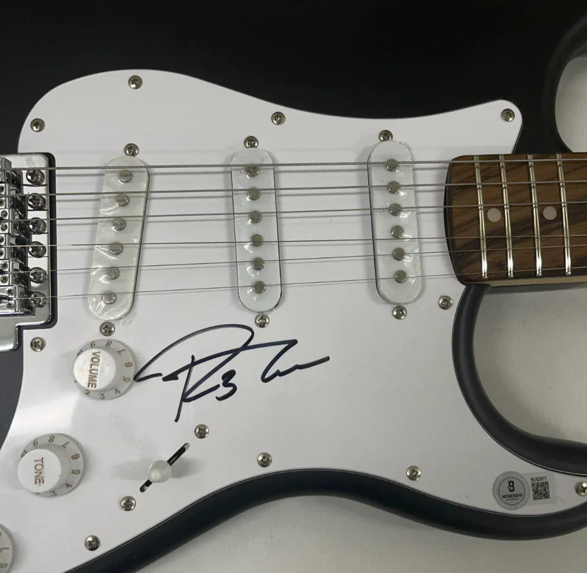 Rob Thomas of Matchbox 20 signed Full Size Electric Guitar — alternate view