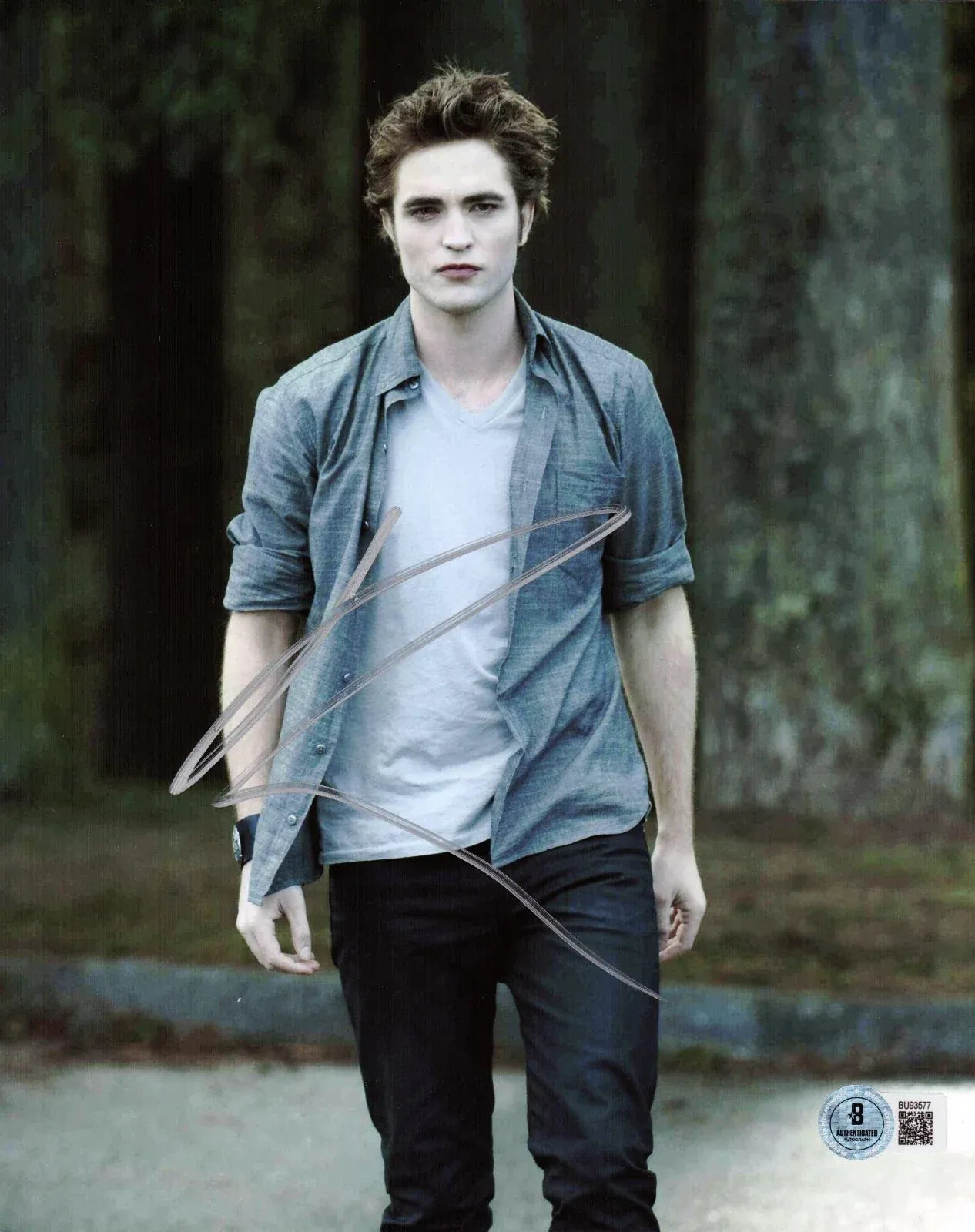Robert Pattinson Signed 8x10 Photo from Twilight Beckett COA - Item #31