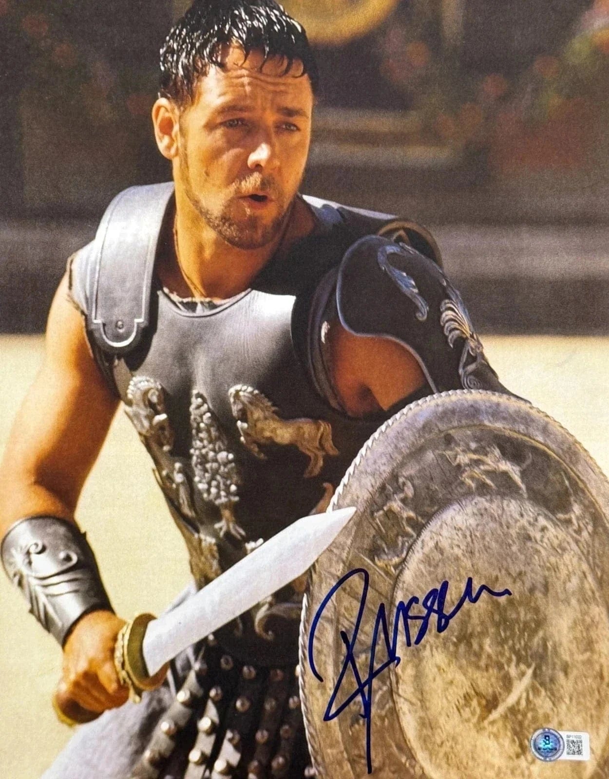 Russell Crowe Signed 11x14 Photo from Gladiator Beckett COA - Item #1