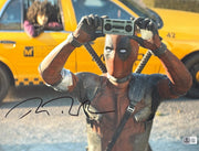 Ryan Reynolds Signed 11x14 Photo from Deadpool & Wolverine Beckett COA - Item #4