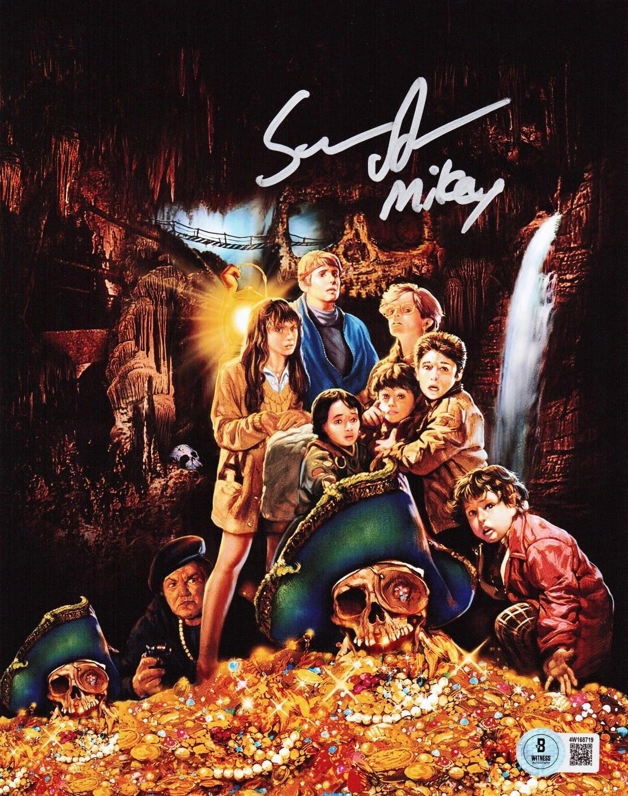 Sean Astin Signed 8x10 Photo from The Goonies Beckett COA - Item #1