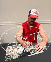 Skeet Ulrich signing autograph in person