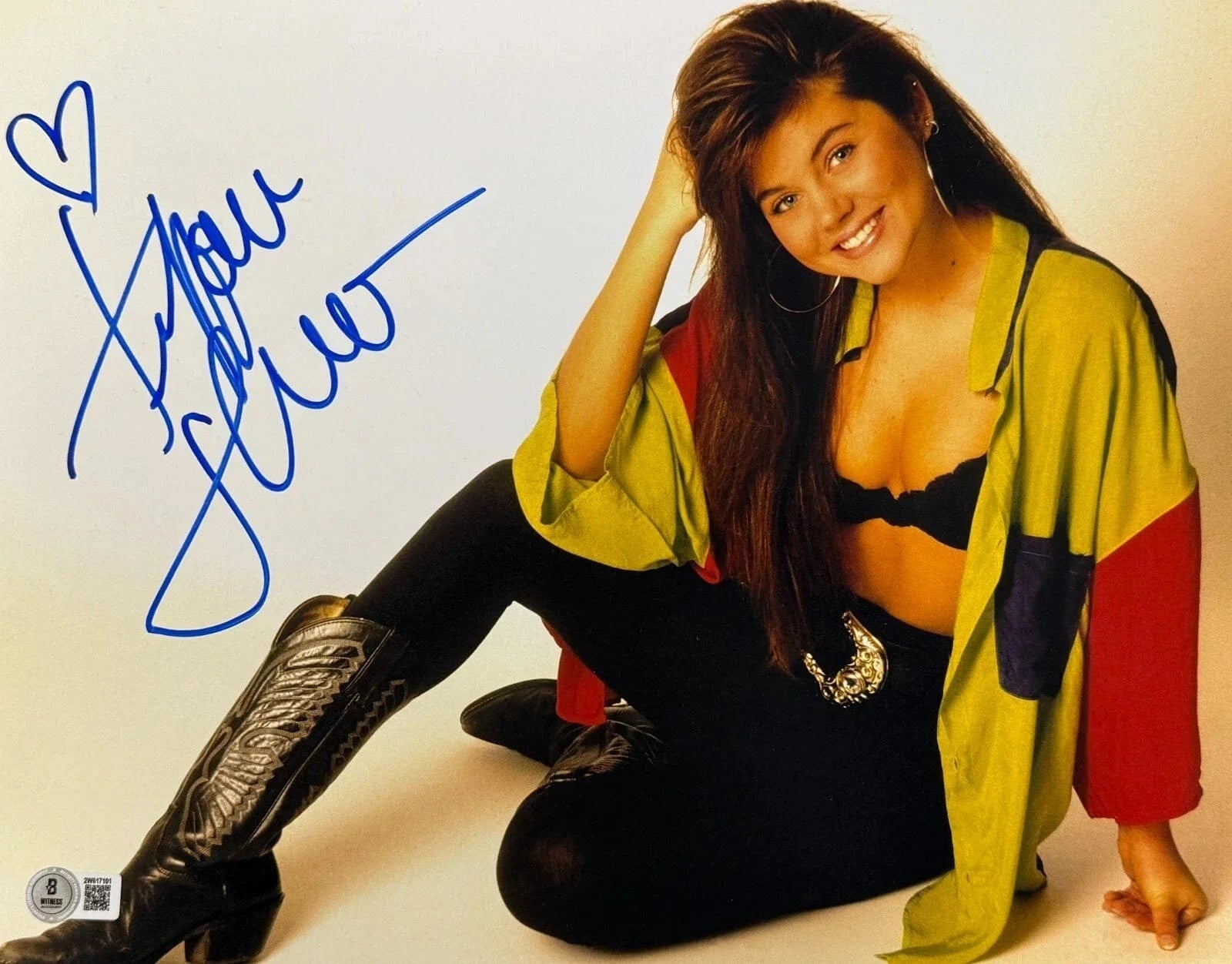 Tiffani Thiessen Signed 11x14 Photo from Saved by the Bell Beckett COA - Item #2