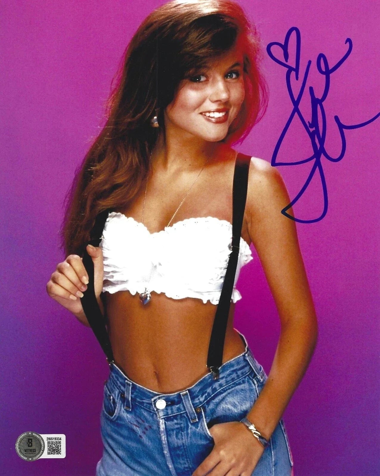 Tiffani Thiessen Signed 8x10 Photo from Saved by the Bell Beckett COA - Item #19