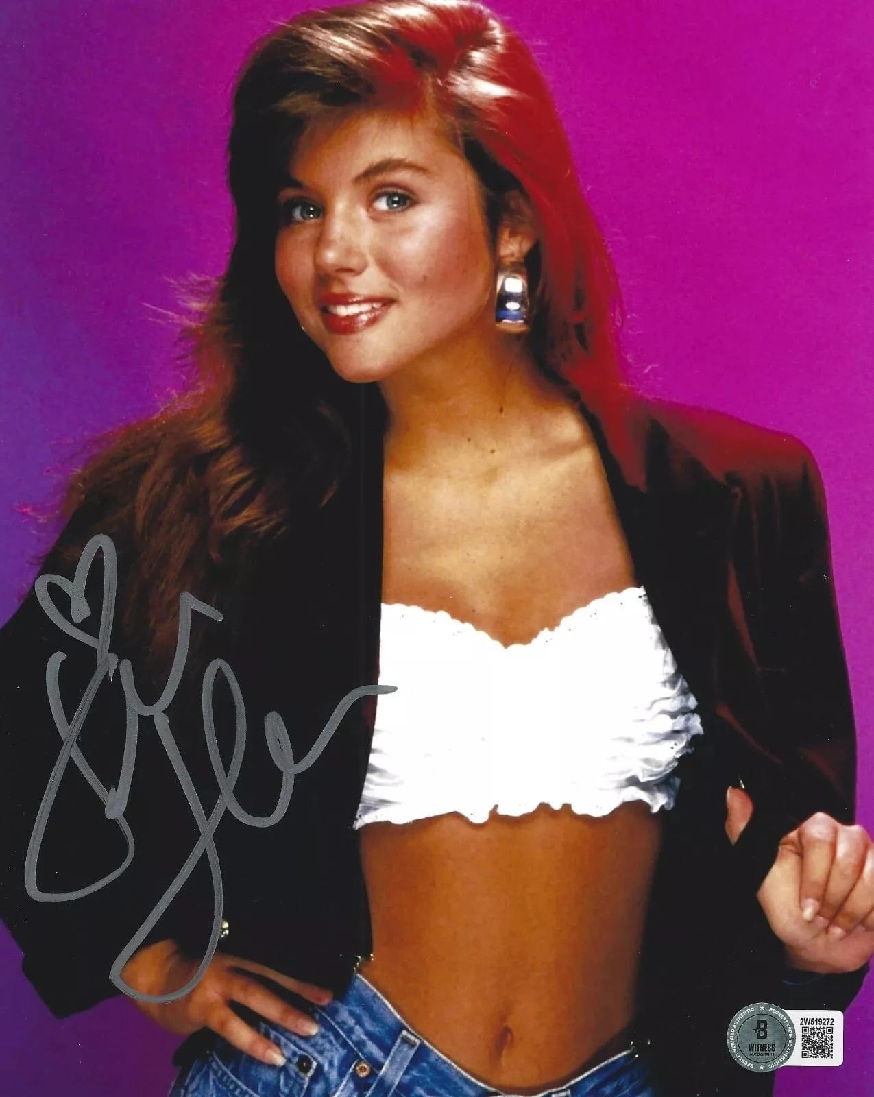 Tiffani Thiessen Signed 8x10 Photo from Saved by the Bell Beckett COA - Item #17