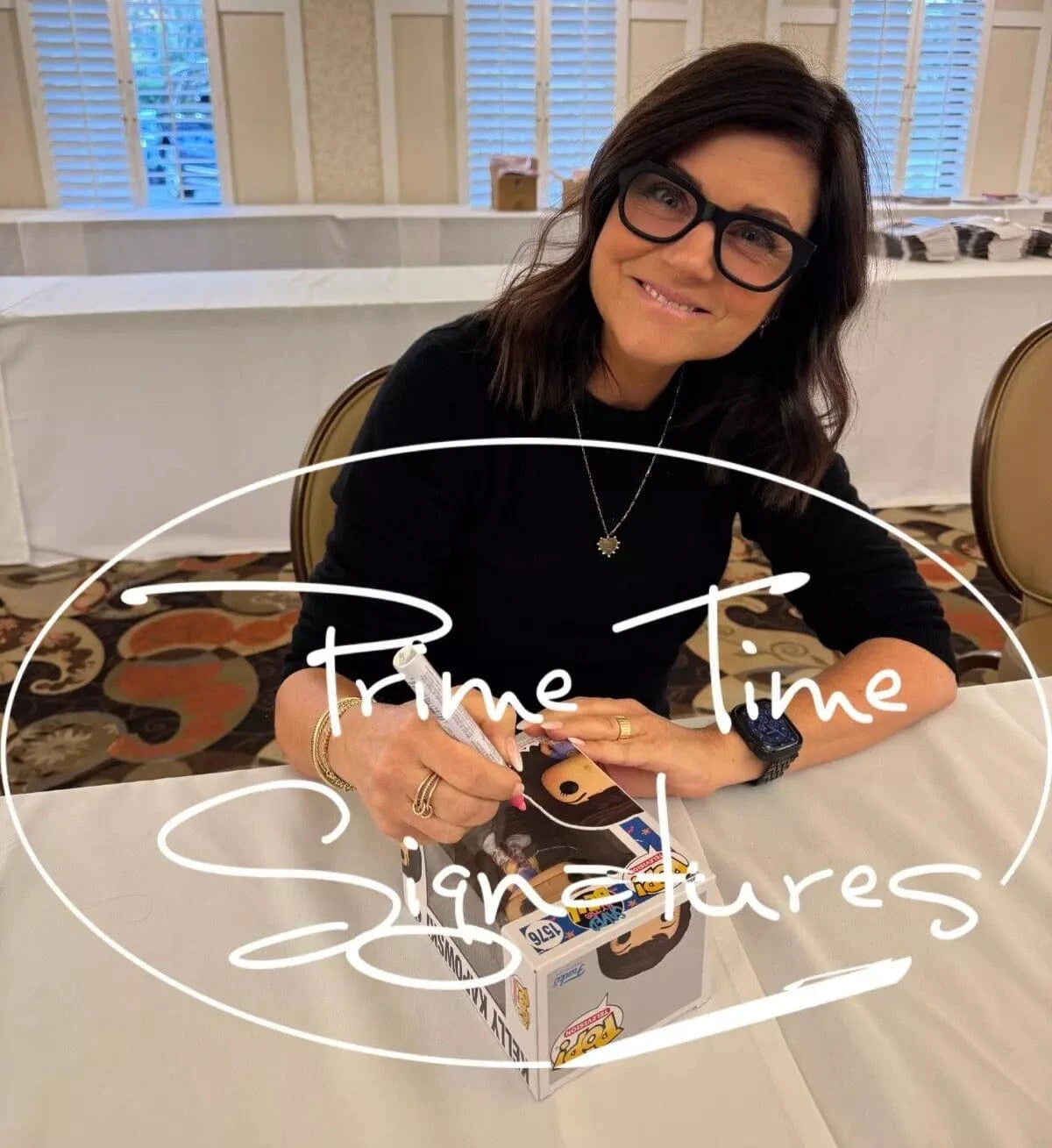 Tiffani Thiessen Signed Funko from Saved by the Bell Beckett COA - Item #1 - Alternate Angle