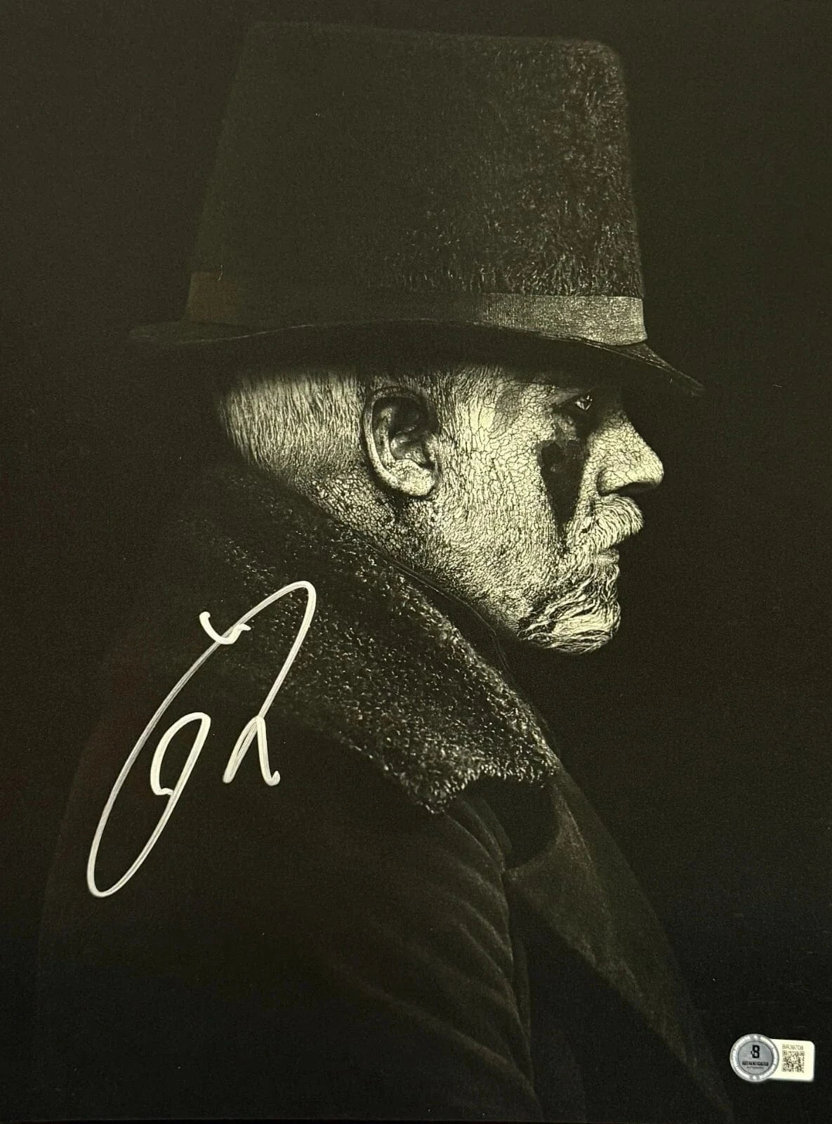 Tom Hardy Signed 11x14 Photo from Taboo Beckett COA - Item #3