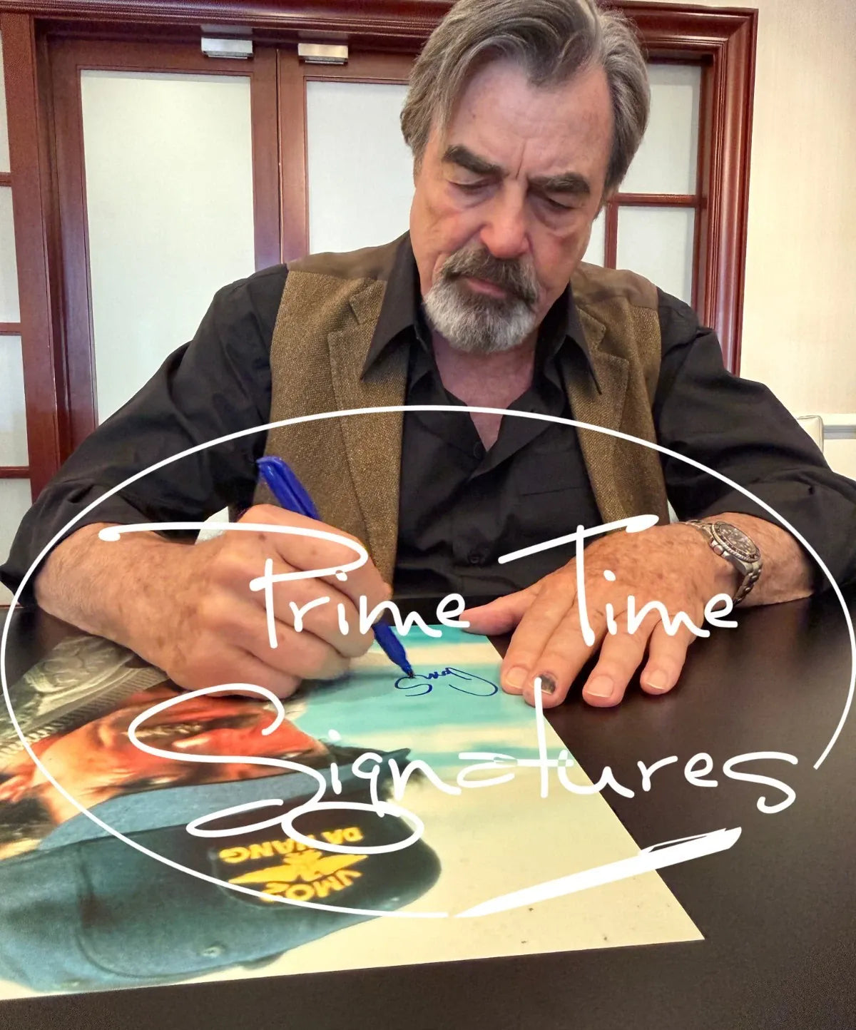 Tom Selleck signing autograph in person