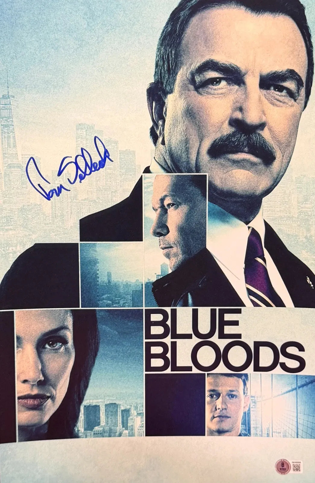 Tom Selleck signed 12x18 photo with Beckett Witness COA
