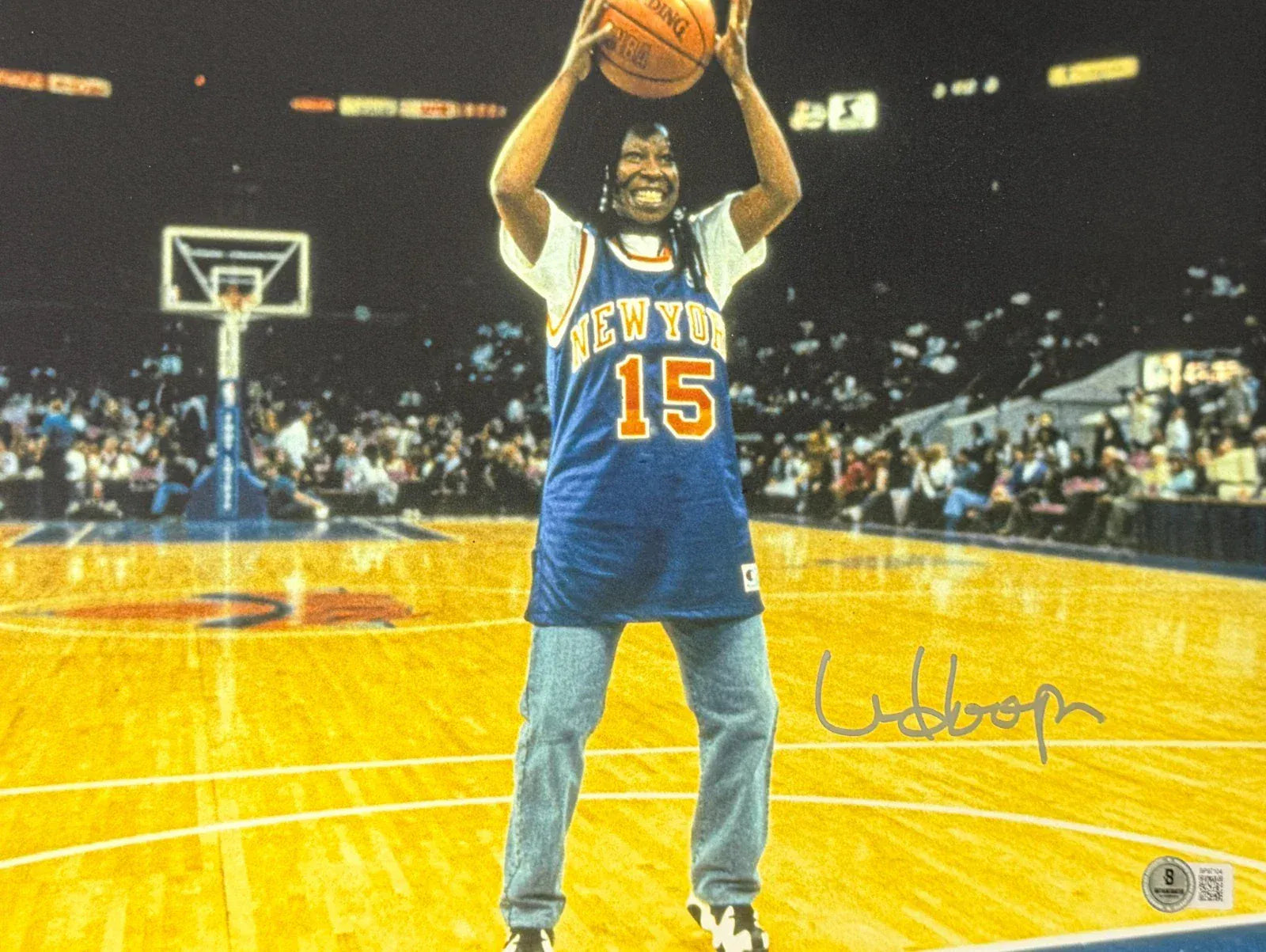 Whoopi Goldberg signed Eddie 11x14 photo — Beckett authenticated