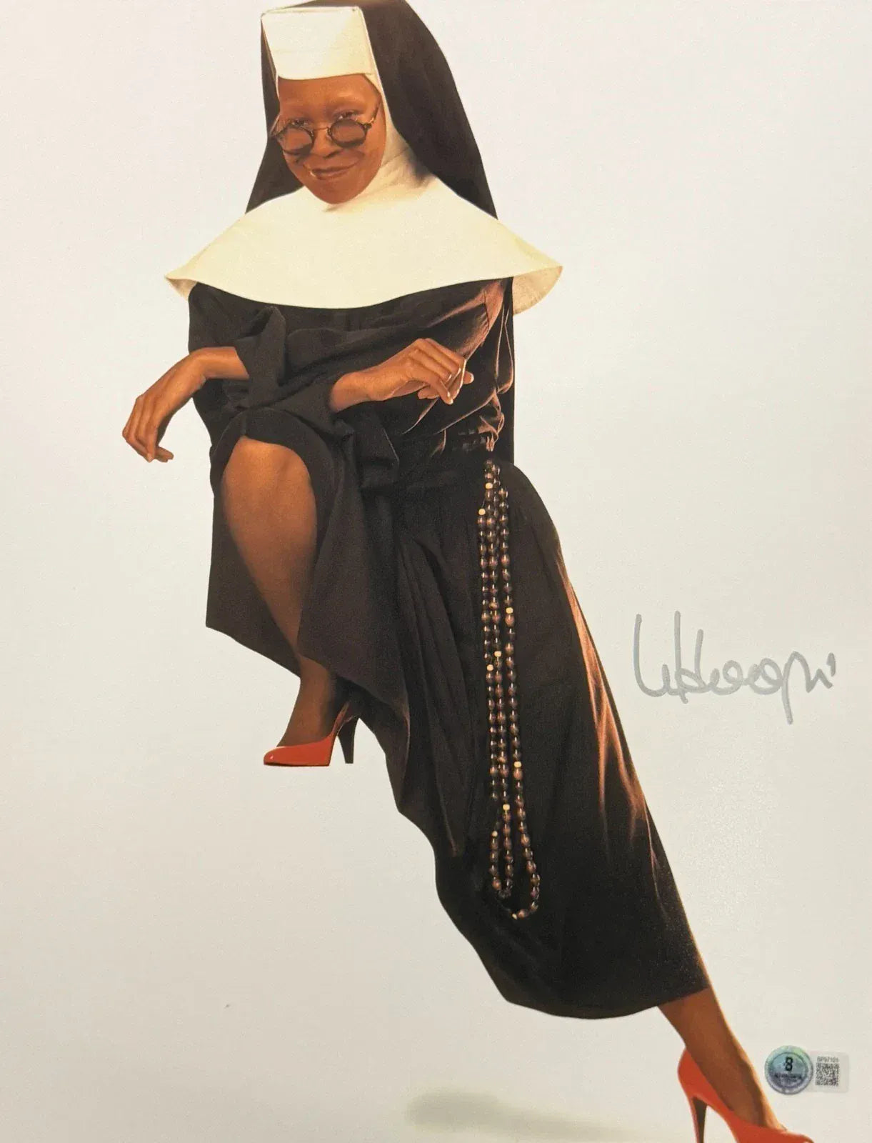 Whoopi Goldberg signed Sister Act 11x14 photo — Beckett authenticated