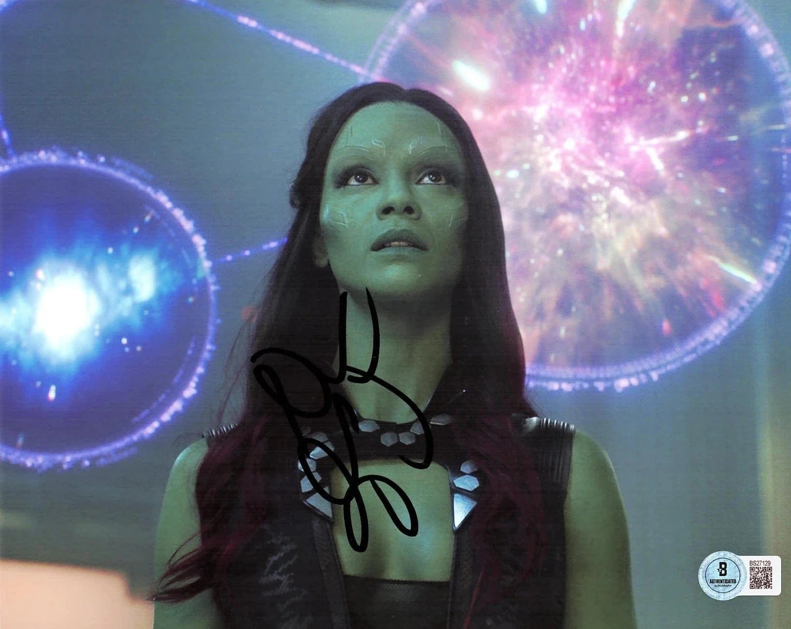 Zoe Saldana Signed 8x10 Photo from Avatar Beckett COA