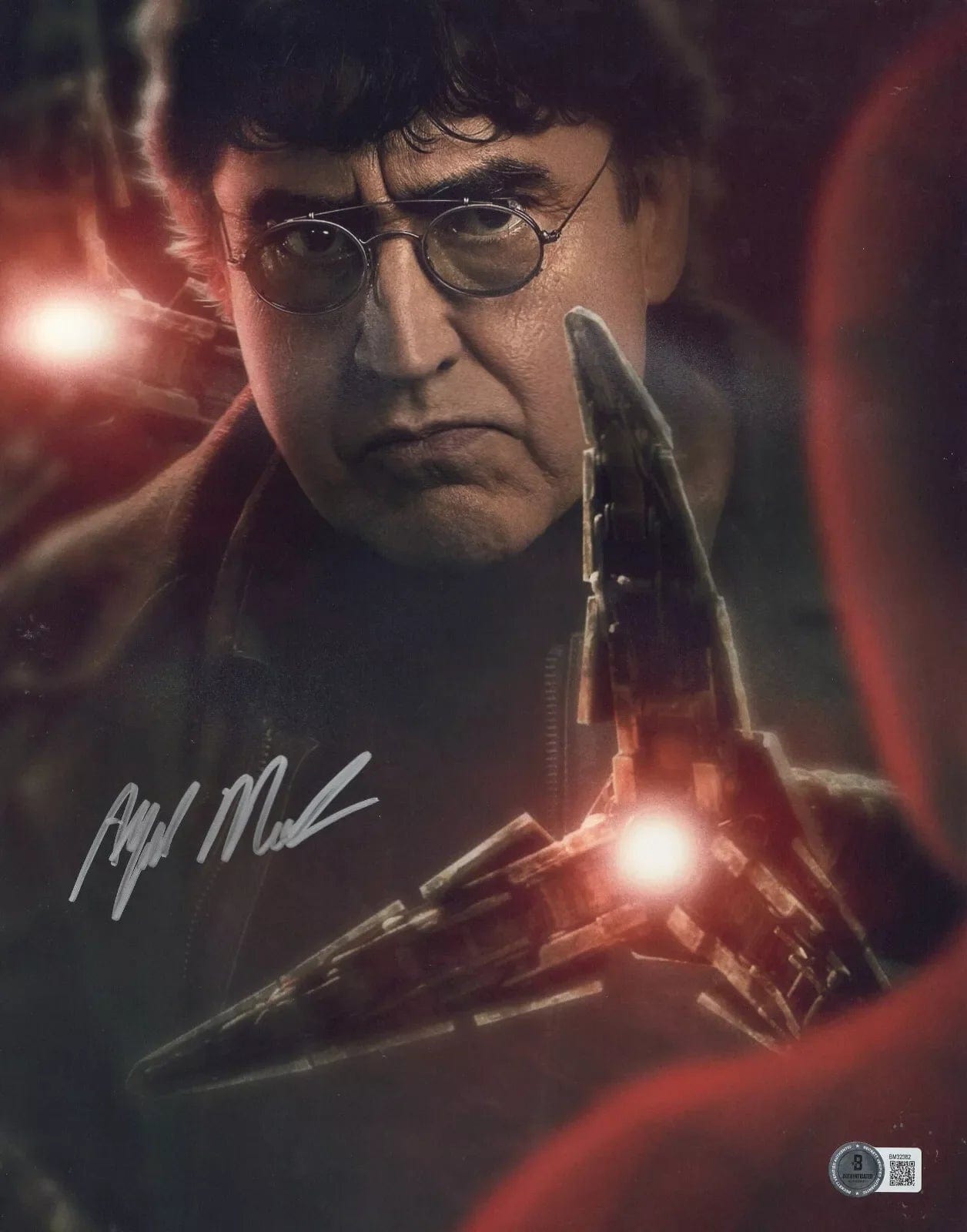 Alfred Molina Signed 11x14 Photo from Spider-Man Beckett COA - Item #9