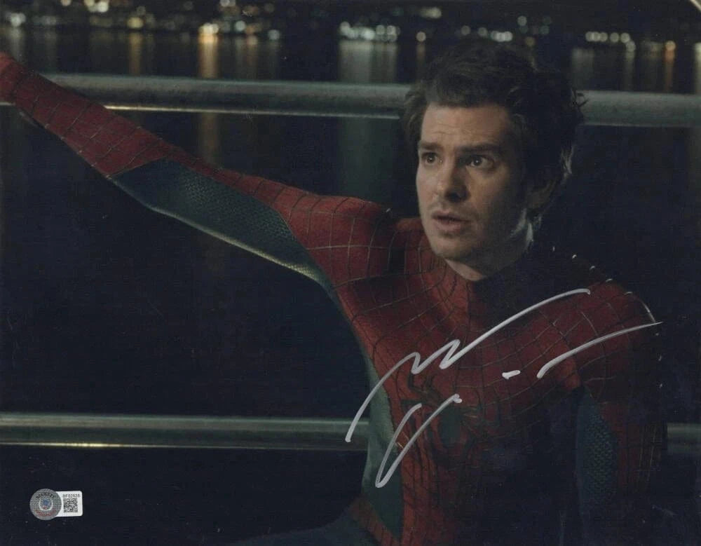 Andrew Garfield Signed 11x14 Photo from Spider-Man Beckett COA - Item #1