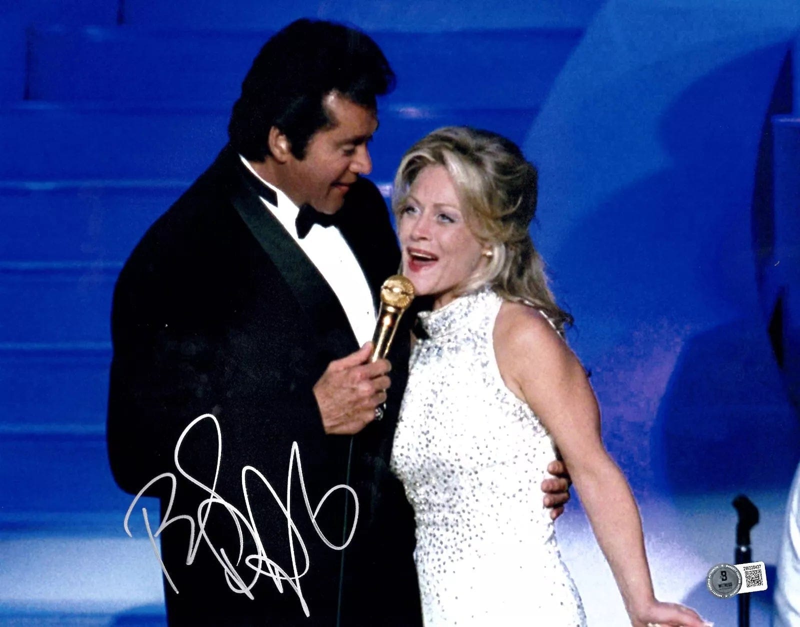 Beverly D'Angelo Signed 11x14 Photo from National Lampoon's Vegas Vacation Beckett COA