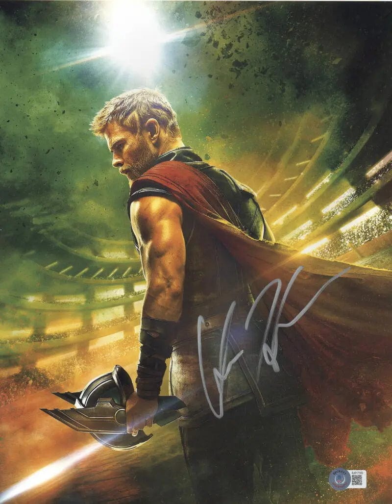 Chris Hemsworth Signed 11x14 Photo from Thor Beckett COA - Item #17