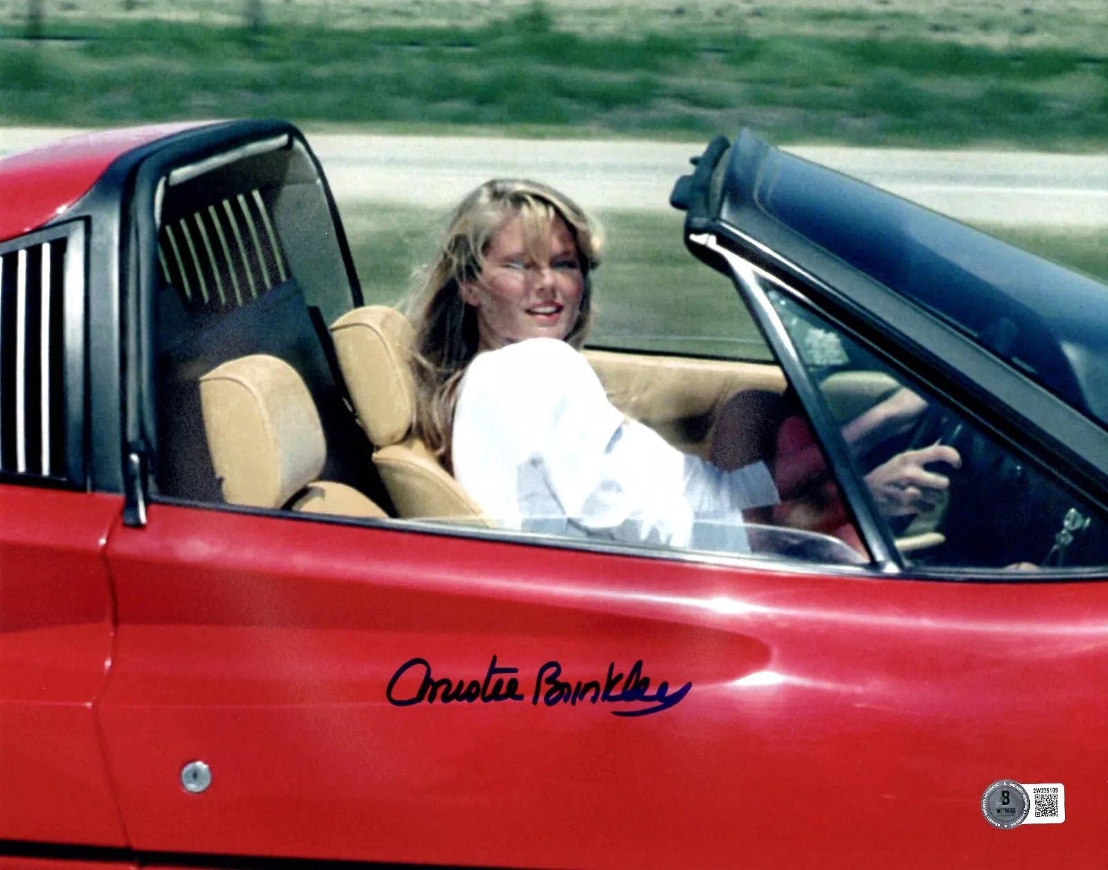 Christie Brinkley Signed 11x14 Photo from National Lampoon's Vacation Beckett COA - Item #7