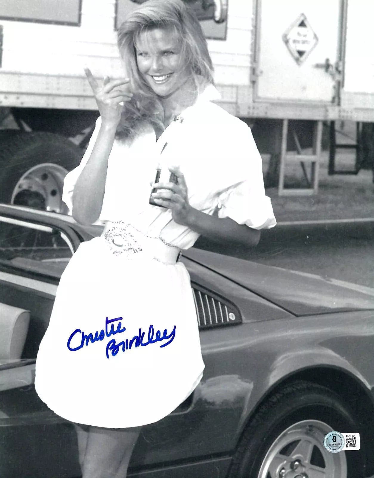 Christie Brinkley Signed 11x14 Photo from National Lampoon's Vacation Beckett COA - Item #1