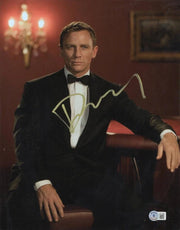 Daniel Craig Signed 11x14 Photo from James Bond Beckett COA - Item #29