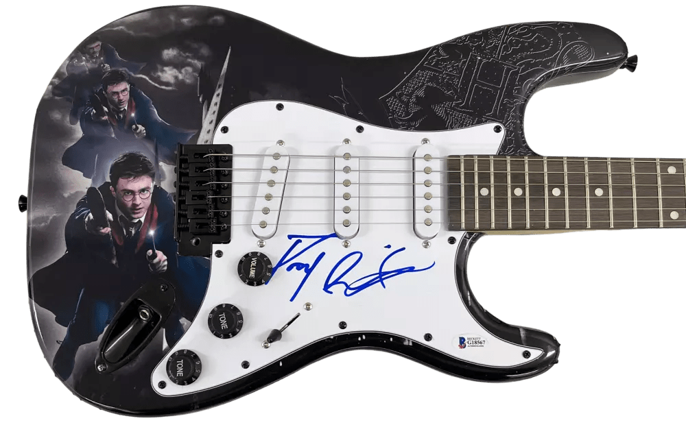 Daniel Radcliffe Signed Guitar from Harry Potter Beckett COA