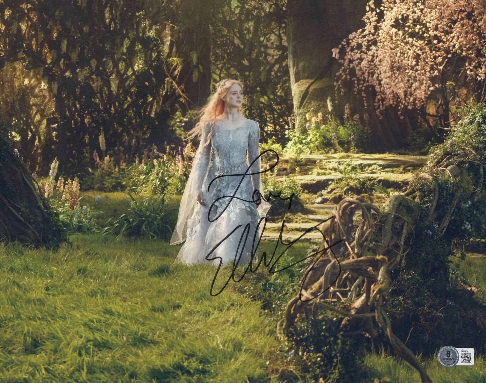 Elle Fanning Signed 11x14 Photo from Maleficent Beckett COA - Item #3