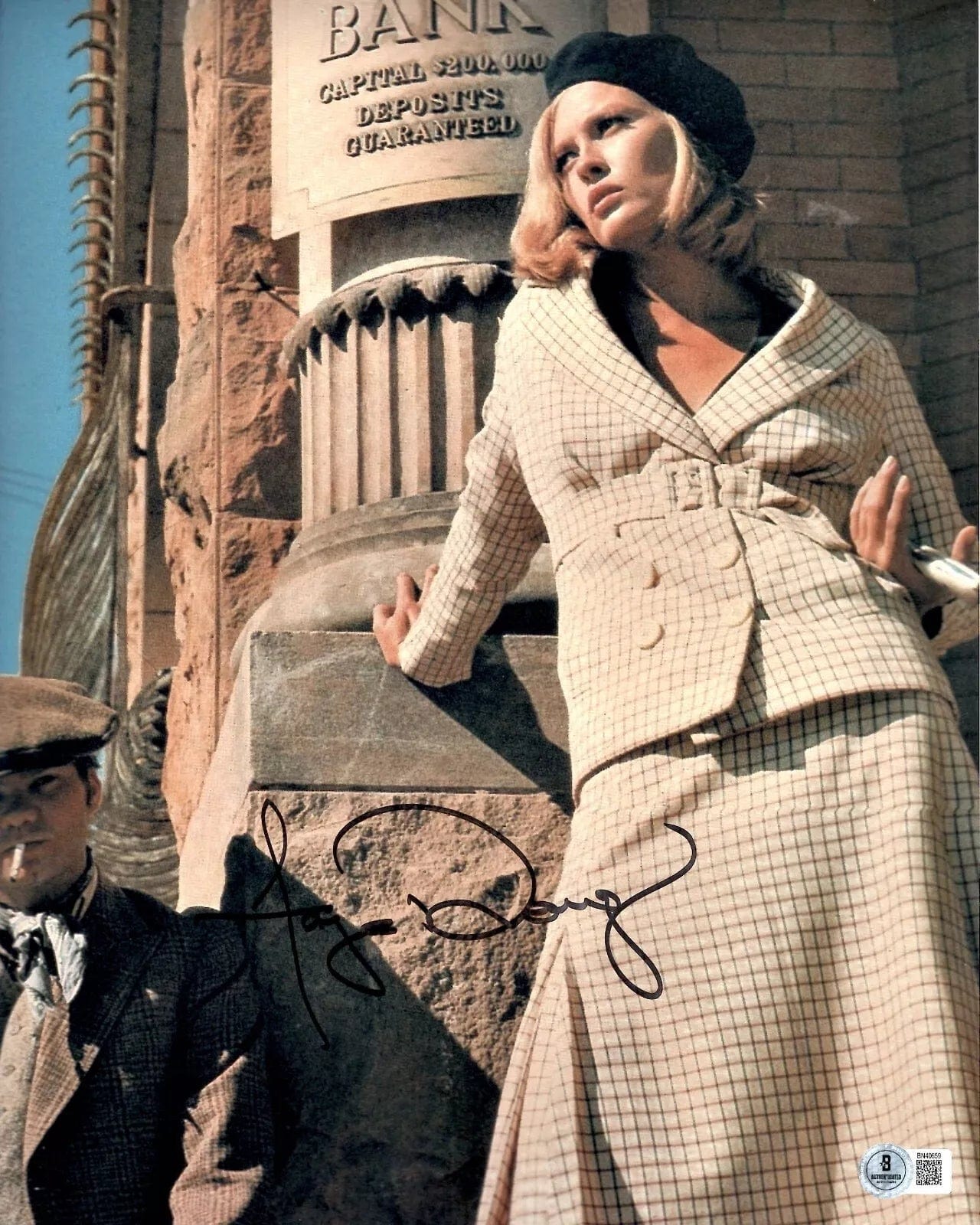 Faye Dunaway Signed 11x14 Photo from Bonnie and Clyde Beckett COA - Item #6