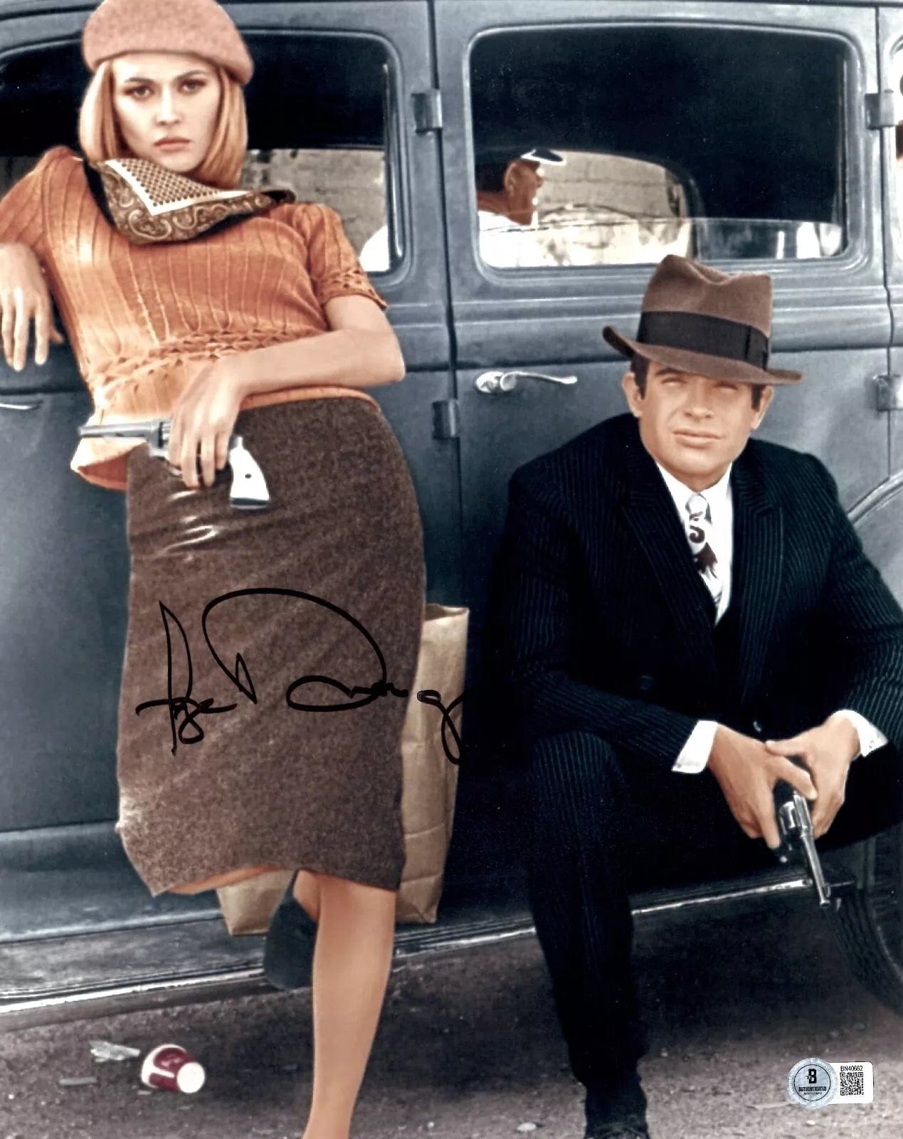 Faye Dunaway Signed 11x14 Photo from Bonnie and Clyde Beckett COA - Item #4