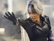 Halle Berry Signed 11x14 Photo from X-Men Beckett COA - Item #2