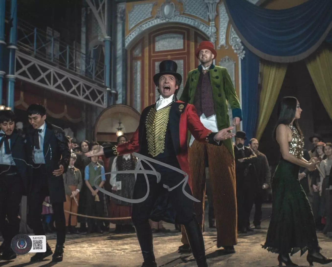 Hugh Jackman Signed 8x10 Photo from The Greatest Showman Beckett COA - Item #8