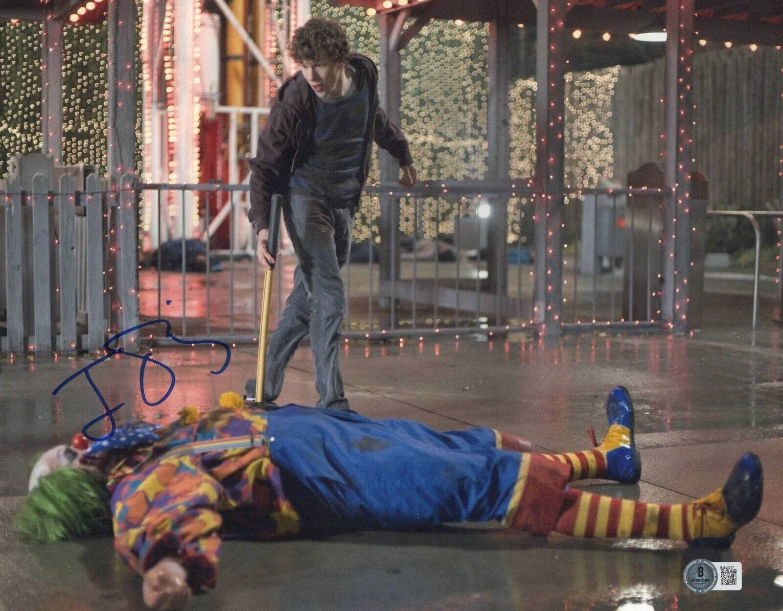Jesse Eisenberg Signed 11x14 Photo from Zombieland Beckett COA - Item #3